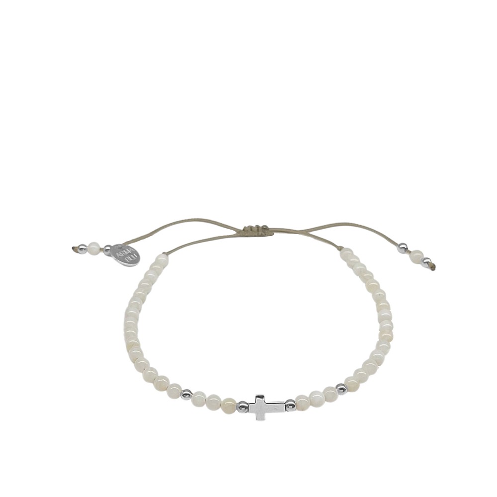 bracelet croix en argent sur perles en nacre