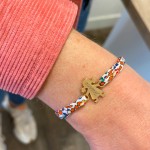 Bracelet figurine fille gravée en plaqué or sur liberty